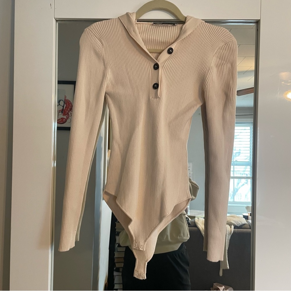 Zara Cream bodysuit ribbed with hood - like new condition!